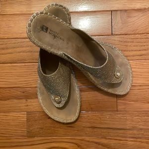 White Mountain gold glitter sandals